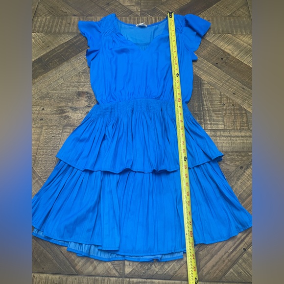 Chic Blue Ruffled Mini Dress - Picture 4 of 5